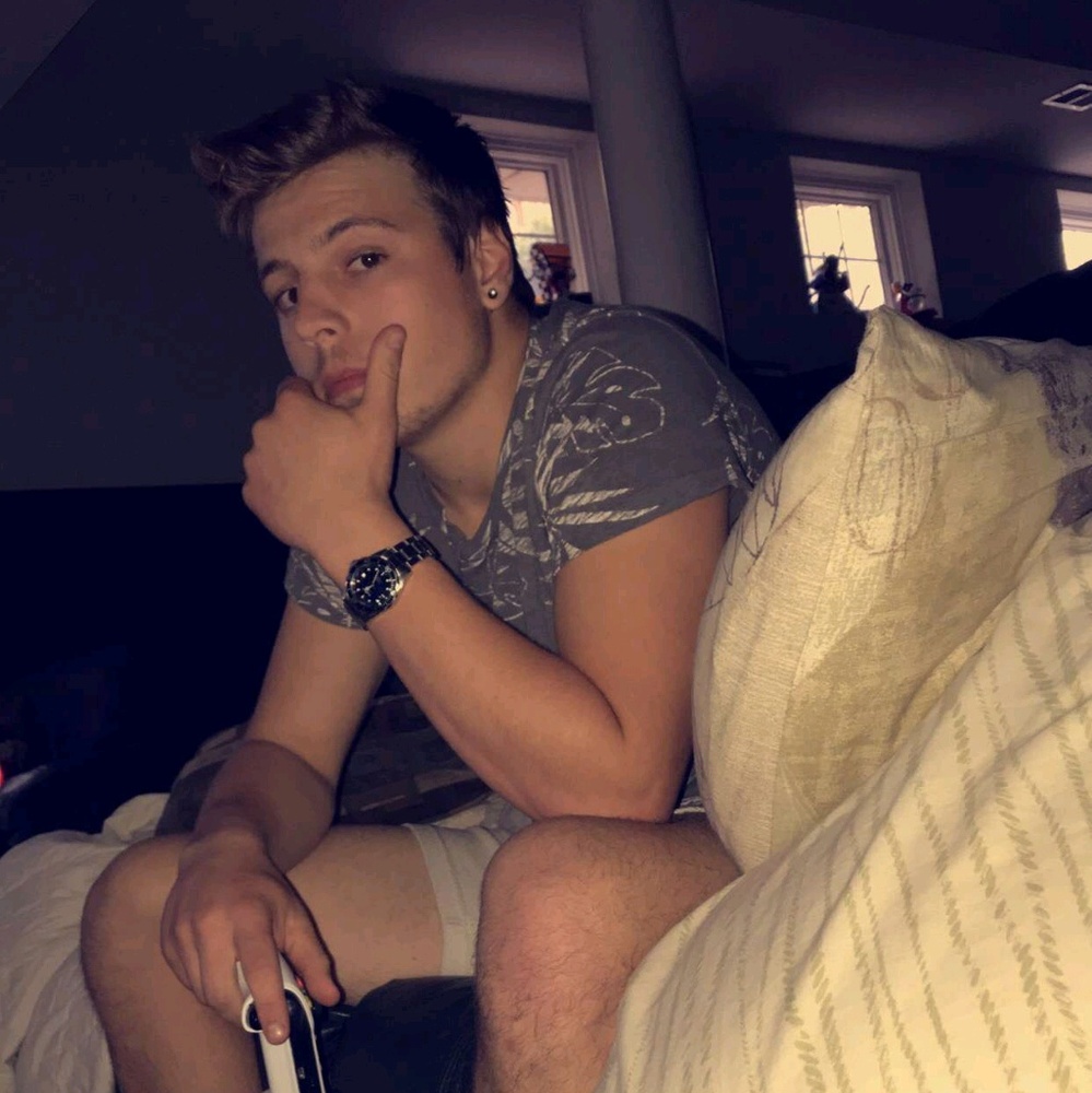 Meet your Posher, Gage